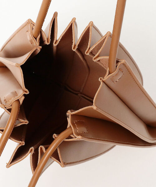 B:MING by BEAMS（ビーミングバイビームス）の「B:MING by BEAMS / フェイクレザー プリーツ バッグ（トートバッグ・レディース・ブラック/ホワイト系その他5/ブラウン系その他3・ONE SIZE）」の13枚目の写真