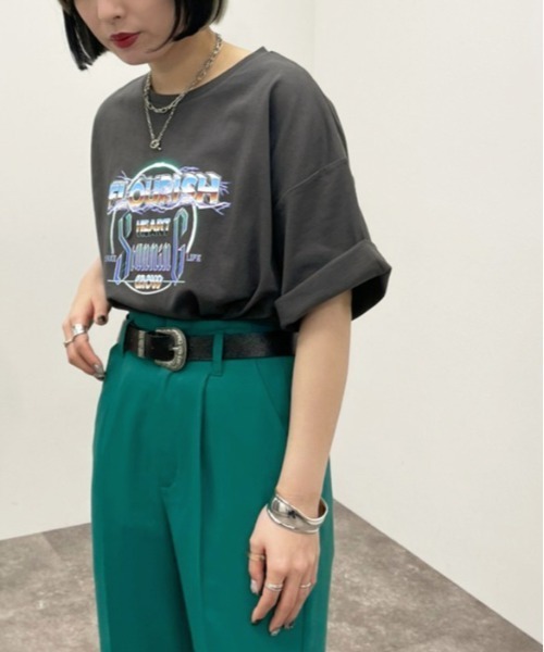 apres jour mignon（アプレジュールミニョン）の「アソートヴィンテージＢＩＧＴシャツ 【ZOZOTOWN限定アイテム】（Tシャツ/カットソー・レディース・オフホワイト/ブラック系その他2/ホワイト系その他/ブラック/ホワイト系その他2/ブラック系その他・フリー/X-LARGE）」の5枚目の写真