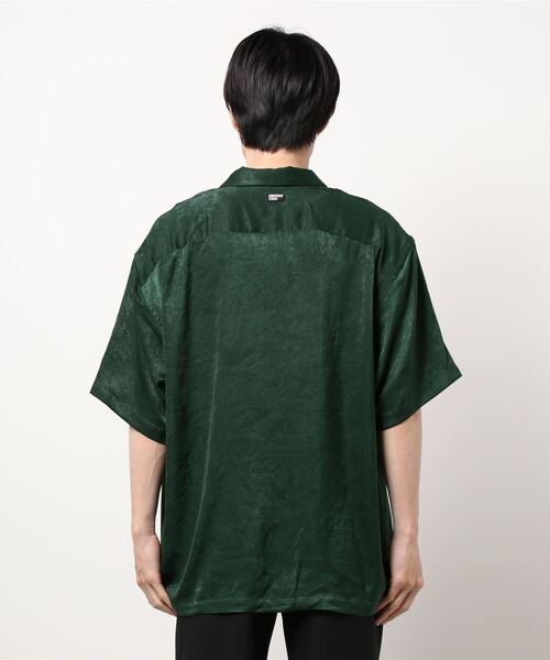 CONVERSE STARS(コンバーススターズ)の「ヴィンテージ風サテンオープンカラーシャツ(シャツ/ブラウス・メンズ・グリーン/ベージュ・LARGE/MEDIUM)」の7枚目の写真