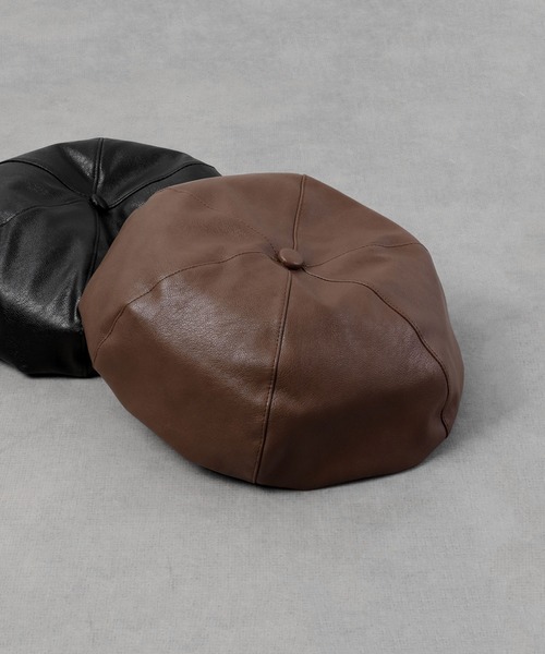 Sense of Grace（センスオブグレース）の「SYNTHETIC LEATHER BERET（ハンチング/ベレー帽・メンズ・ブラック/ブラウン/ダークブラウン/ダークブラウン系/ブラック系・FREE）」の5枚目の写真