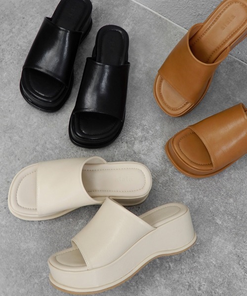 alala（アララ）の「厚底スライダーサンダル　◇（サンダル・レディース・ブラック/アイボリー/キャメル/ベージュ/グリーン・LL/S/M/L）」の16枚目の写真