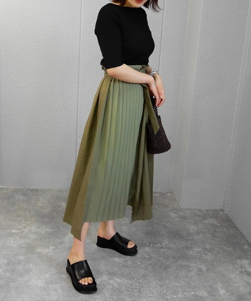 alala（アララ）の「厚底スライダーサンダル　◇（サンダル・レディース・ブラック/アイボリー/キャメル/ベージュ/グリーン・LL/S/M/L）」の17枚目の写真