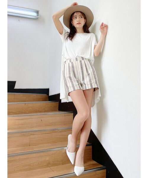 GYDA(ジェイダ)の「BACK TIE UPロングトップス(Tシャツ/カットソー・レディース・ブラック/ブラウン/オフホワイト・FREE)」の6枚目の写真