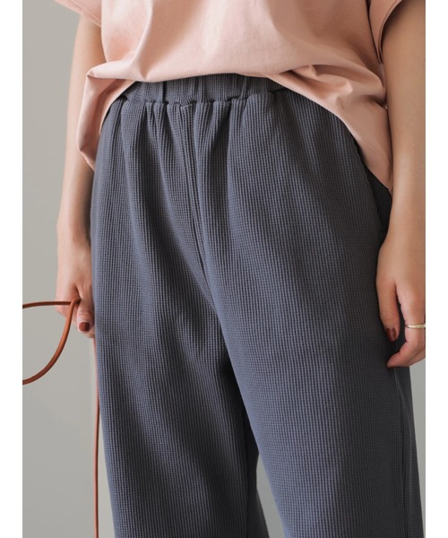 AMERICAN HOLIC(アメリカンホリック)の「ワッフルワイドパンツ(その他パンツ・レディース・チャコールグレー/ベージュ系その他・M/L)」の4枚目の写真