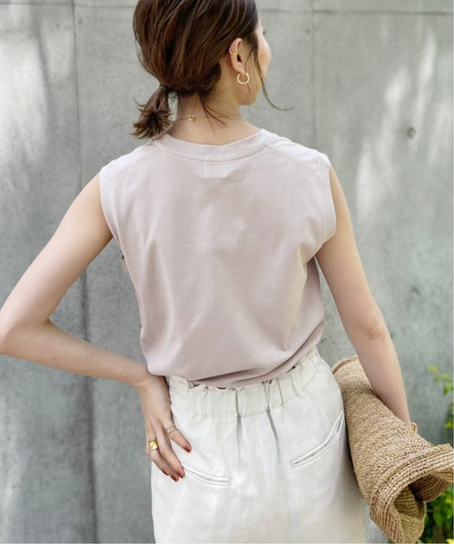 Spick & Span（スピックアンドスパン）の「ANTI SWEATCOOLスリーブレス 汗染み防止 / 接触冷感◆（Tシャツ/カットソー・レディース・ホワイト/ブラック/ベージュ・FREE）」の9枚目の写真