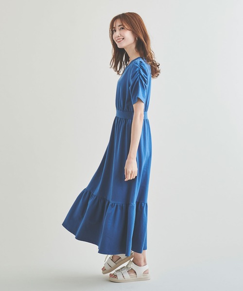 Anuenue（アヌエヌエ）の「裾ティアードフィットアンドフレアワンピース（ワンピース・レディース・ブラック/ブラウン/ブルー・FREE）」の18枚目の写真