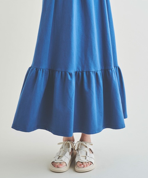 Anuenue（アヌエヌエ）の「裾ティアードフィットアンドフレアワンピース（ワンピース・レディース・ブラック/ブラウン/ブルー・FREE）」の10枚目の写真