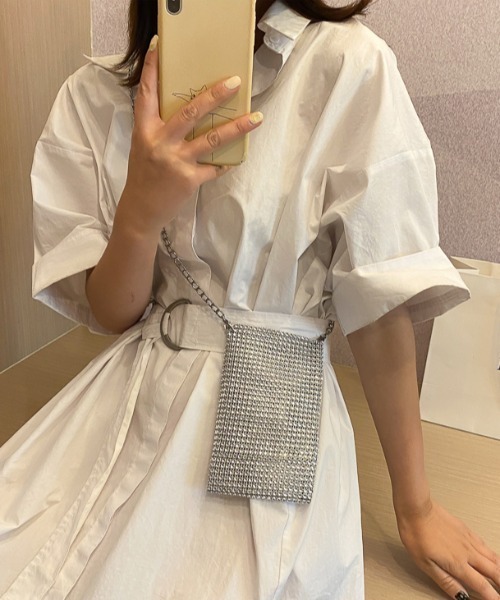 yuue' ( wear )（ユーイ）の「メタリックショルダーバッグ / 斜め掛けスマホケース（ショルダーバッグ・レディース・ブラック/シルバー・FREE）」の9枚目の写真