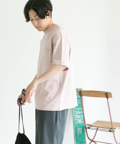 URBAN RESEARCH DOORS(アーバンリサーチドアーズ)の「ニュアンスカラークルーネックTシャツ(Tシャツ/カットソー・メンズ・ナチュラル/ピンク系その他/モカ/ブルー系その他・40/38)」の13枚目の写真