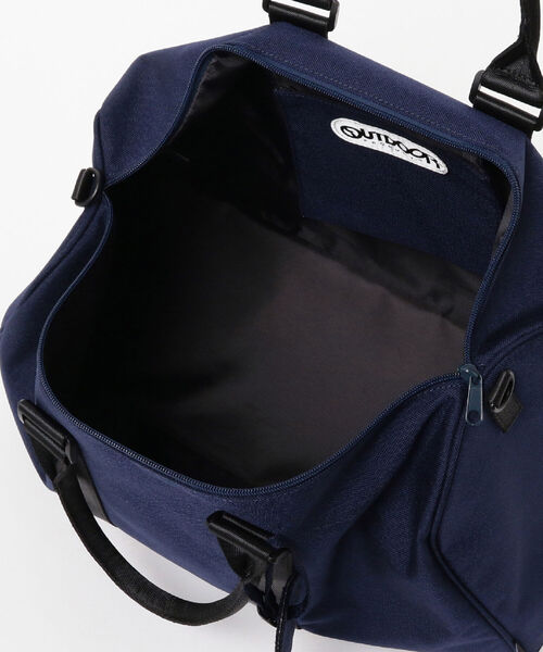 OUTDOOR PRODUCTS（アウトドアプロダクツ）の「OUTDOORPRODUCTS × BEAMS / 別注 Boston Bag（バックパック/リュック・メンズ・ブラック/ネイビー・ONE SIZE）」の11枚目の写真