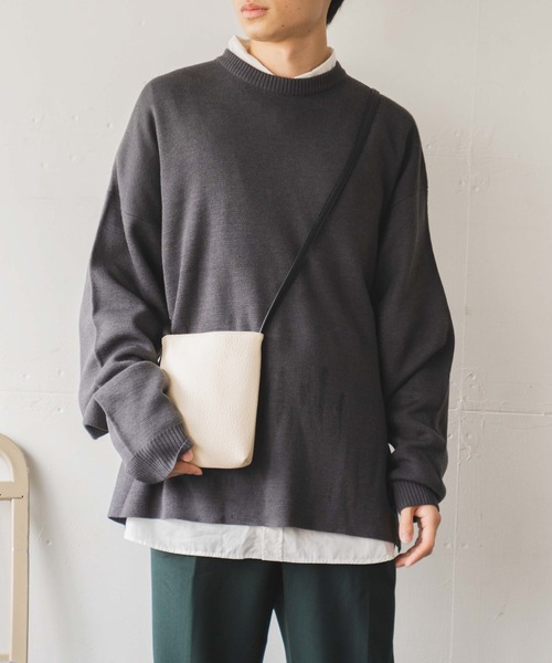 WEGO（ウィゴー）の「WEGO/フェイクレザーミニマルポシェット（ショルダーバッグ・メンズ・その他1/ブラック/その他2/その他3/ライトグレー/グリーン系その他/ブルー系その他/オレンジ系その他/マスタード/ワイン/ライトベージュ/ネイビー/ブラウン/カーキ/アイボリー/その他4/その他5・FREE）」の2枚目の写真