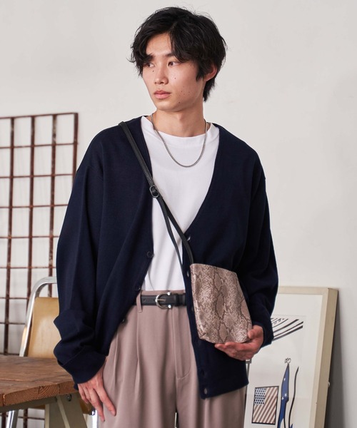 WEGO（ウィゴー）の「WEGO/フェイクレザーミニマルポシェット（ショルダーバッグ・メンズ・その他1/ブラック/その他2/その他3/ライトグレー/グリーン系その他/ブルー系その他/オレンジ系その他/マスタード/ワイン/ライトベージュ/ネイビー/ブラウン/カーキ/アイボリー/その他4/その他5・FREE）」の18枚目の写真