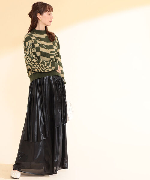 Ray BEAMS（レイビームス）の「Ray BEAMS / ジオメトリック ハイネック ニット（ニット/セーター・レディース・ブラック/グリーン・ONE SIZE）」の11枚目の写真