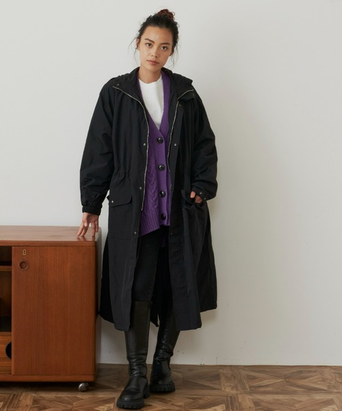 Auntie Rosa Holiday（アンティローザホリデー）の「ロングマウンテンパーカー（マウンテンパーカー・レディース・アイボリー/ブラック・FREE）」の4枚目の写真