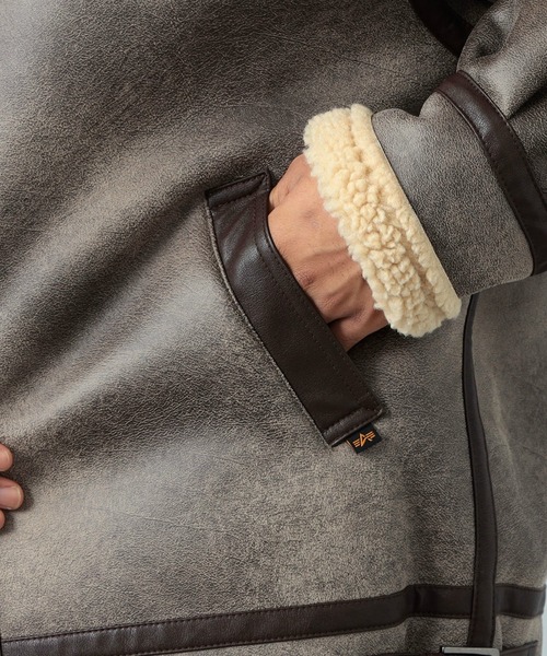 ※ALPHA（アルファ）の「B-3ブルゾン/ボアブルゾン/フェイクムートン【旧モデル】（ムートンコート・メンズ・ブラック/ブラウン/ブラウン系その他・SMALL/MEDIUM/LARGE/X-LARGE）」の21枚目の写真