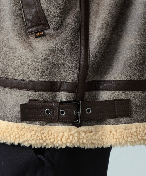 ※ALPHA（アルファ）の「B-3ブルゾン/ボアブルゾン/フェイクムートン【旧モデル】（ムートンコート・メンズ・ブラック/ブラウン/ブラウン系その他・SMALL/MEDIUM/LARGE/X-LARGE）」の4枚目の写真