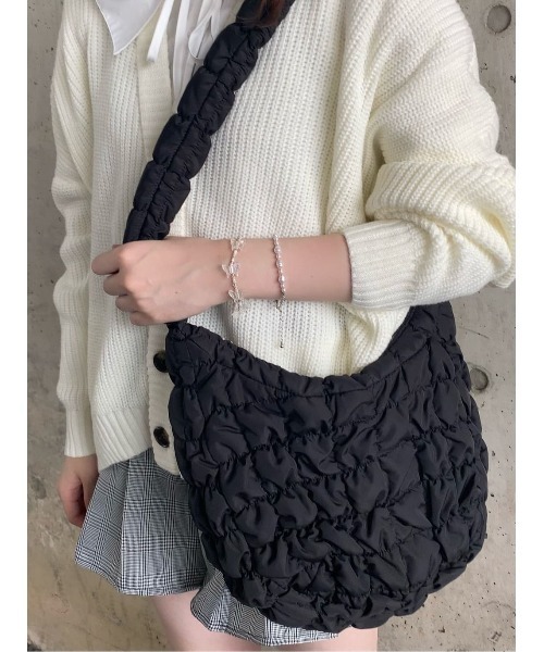 WEGO（ウィゴー）の「WEGO/シャーリングショルダーバッグ（ショルダーバッグ・レディース・オフホワイト/ブラック・FREE）」の10枚目の写真