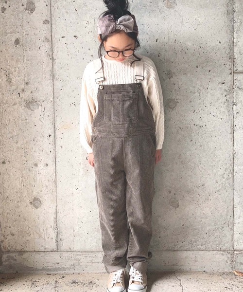CIAOPANIC TYPY(チャオパニックティピー)の「【KIDS】コーデュロイワイドサロペット(サロペット/オーバーオール・キッズ・カーキ/アイボリー/キャメル・MEDIUM/SMALL/X-LARGE/LARGE/XX-LARGE)」の1枚目の写真