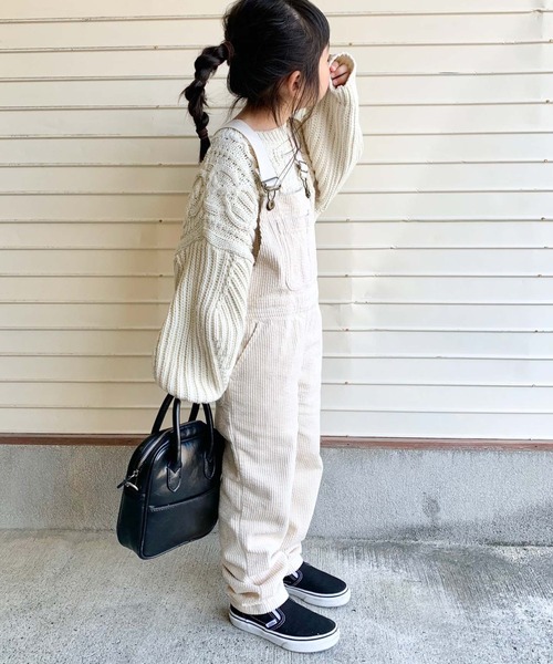 CIAOPANIC TYPY(チャオパニックティピー)の「【KIDS】コーデュロイワイドサロペット(サロペット/オーバーオール・キッズ・カーキ/アイボリー/キャメル・MEDIUM/SMALL/X-LARGE/LARGE/XX-LARGE)」の2枚目の写真