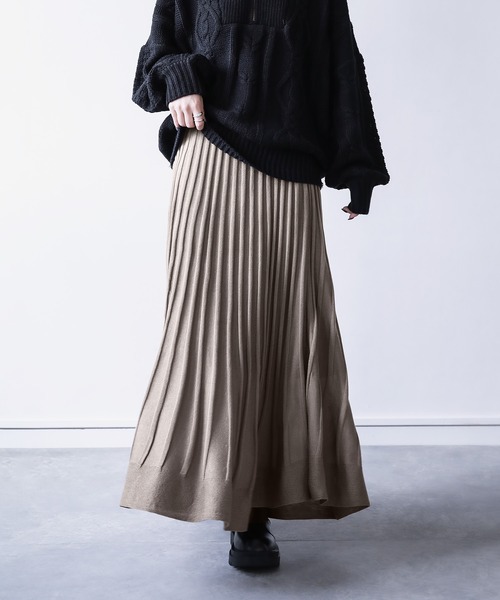 n'OrLABEL（ノアールレーベル）の「『あぜ編みニットフレアスカート』（スカート・レディース・ブラック/グリーン/マスタード/プラム/オレンジ/ナチュラル/グレー・1/2）」の2枚目の写真