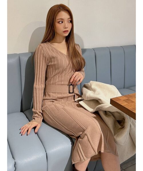 RESEXXY（リゼクシー）の「タイトミディニットワンピース（ワンピース・レディース・ブラック/ベージュ/ブルー/モカ・FREE）」の5枚目の写真