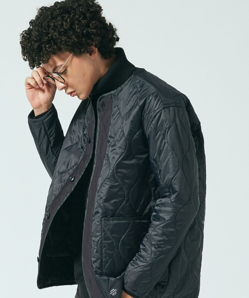 J.PRESS YORK STREET(ジェイプレスヨークストリート)の「【UNISEX】中綿キルティング ブルゾン(ブルゾン・メンズ・ベージュ系/カーキ系/ネイビー系・SMALL/LARGE)」の3枚目の写真
