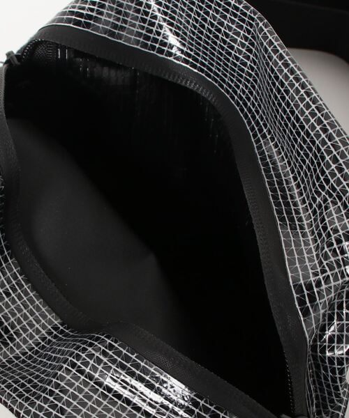 HYDROGEN（ハイドロゲン）の「《HYDROGEN》ショルダーバッグ/HOULDERBAG（ショルダーバッグ・メンズ・ブラック・FREE）」の2枚目の写真