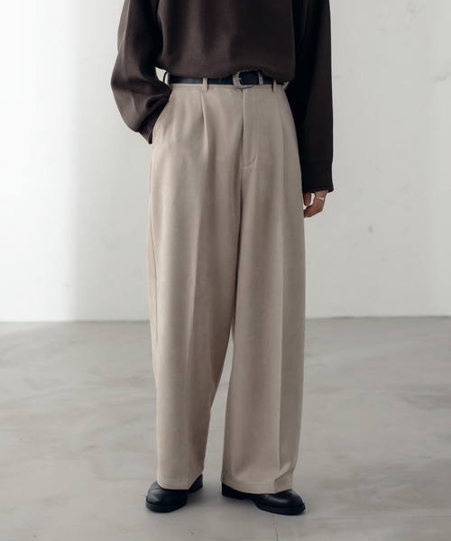 epnok(エプノック)の「スウェードライクワイドストレートパンツ【SET-UP】(スラックス・メンズ・グレイッシュベージュ/チャコールグレー・SMALL/MEDIUM/LARGE)」の18枚目の写真