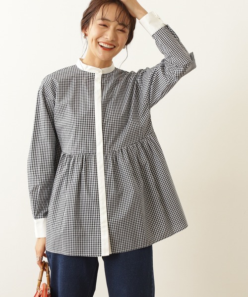 N.(N. Natural Beauty Basic)(エヌエヌナチュラルビューティーベーシック)の「◆ペプラムバンドカラーシャツ(シャツ/ブラウス・レディース・オフホワイト/ブルー系その他/レッド系その他/ブラック系その他・MEDIUM)」の3枚目の写真