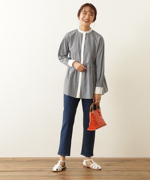 N.(N. Natural Beauty Basic)(エヌエヌナチュラルビューティーベーシック)の「◆ペプラムバンドカラーシャツ(シャツ/ブラウス・レディース・オフホワイト/ブルー系その他/レッド系その他/ブラック系その他・MEDIUM)」の17枚目の写真