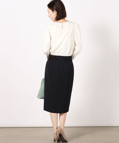 NOLLEY’S Sophi(ノーリーズソフィ)の「ストレッチジョーゼットギャザースリーブブラウス(シャツ/ブラウス・レディース・ベージュ/オフホワイト/グレイッシュブルー・38)」の9枚目の写真