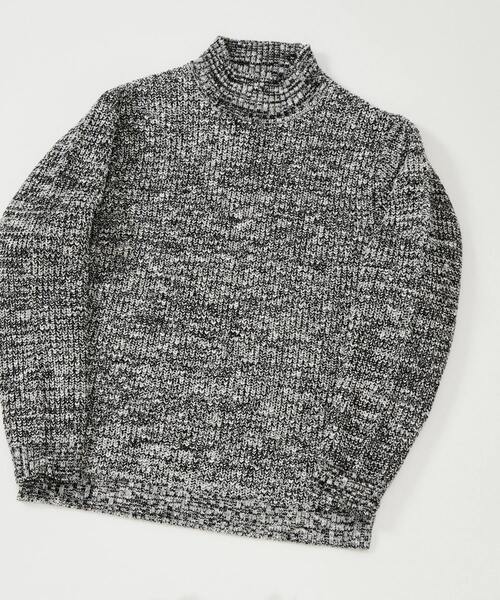 MEN'S MELROSE(メンズメルローズ)の「AC/W/Cスラブオフタートルセーター(ニット/セーター・メンズ・ブルー/ブラック×ホワイト/グレイッシュベージュ・3/4)」の18枚目の写真