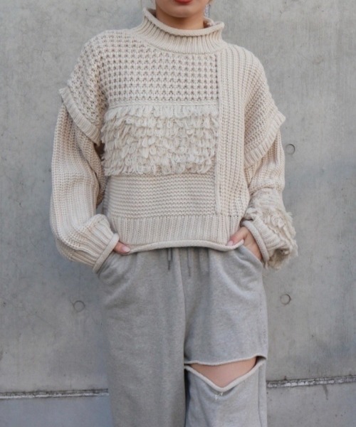 FIG&VIPER（フィグアンドバイパー）の「編地切替ショートニットTOP（ニット/セーター・レディース・ブラック/ブルー/アイボリー・FREE）」の17枚目の写真