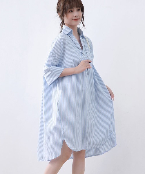 Doux Belle(ドゥーベル)の「ストライプロングシャツ シャツワンピース(シャツ/ブラウス・レディース・ブラック/ライトブルー/ブルー・FREE)」の4枚目の写真