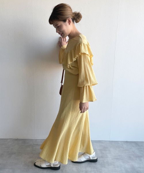 w closet(ダブルクローゼット)の「【SETUP対応】2WAYフリルプルオーバー(シャツ/ブラウス・レディース・オフホワイト/イエロー/グリーン・FREE)」の16枚目の写真