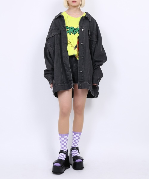 PUNYUS（プニュズ）の「デニムオーバージャケット（デニムジャケット・レディース・ライトブルー/ブラック・2/4/3）」の4枚目の写真