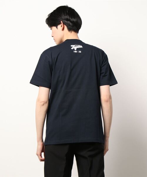 NEW ERA(ニューエラ)の「NEW ERA SSCT MLB(Tシャツ/カットソー・メンズ・ダークグリーン/ネイビー/ブルー/ホワイト×ブルー/ブラック×ホワイト/ホワイト×ネイビー/ブラック×ブルー/ネイビー×ホワイト・M/L/XL)」の11枚目の写真