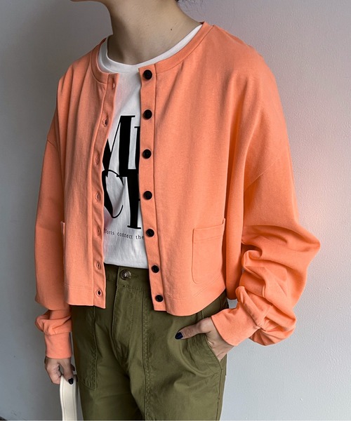 feepur（フェピュール）の「ミニポケ付きカットカラーカーディガン（カーディガン/ボレロ・レディース・ブラック/パープル/オフホワイト/ピンク/グリーン/杢グレー・MEDIUM）」の6枚目の写真