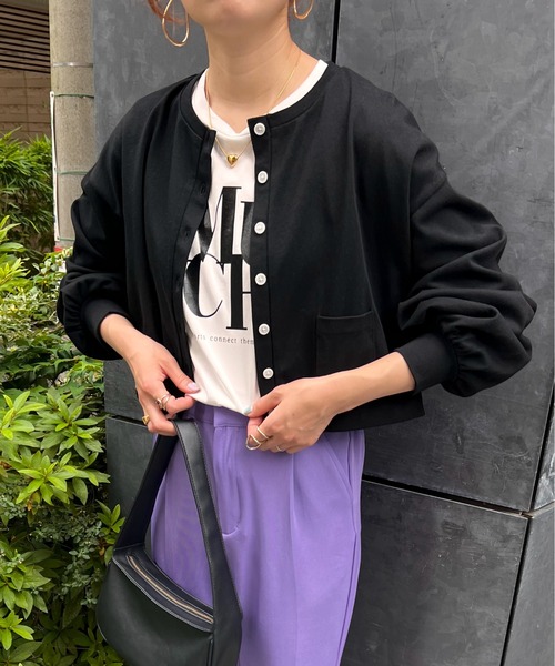 feepur（フェピュール）の「ミニポケ付きカットカラーカーディガン（カーディガン/ボレロ・レディース・ブラック/パープル/オフホワイト/ピンク/グリーン/杢グレー・MEDIUM）」の3枚目の写真