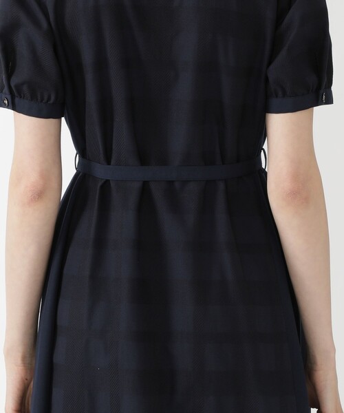 BLUE LABEL CRESTBRIDGE（ブルーレーベルクレストブリッジ）の 