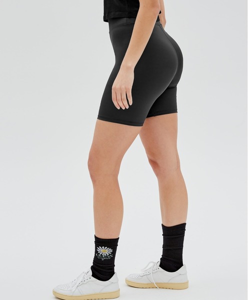 Guess（ゲス）の「GUESS Originals Bike Shorts（その他パンツ・レディース・ライトパープル/ブラック・SMALL/X-SMALL/MEDIUM）」の3枚目の写真