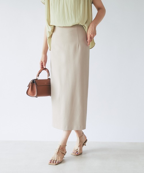 RIVE DROITE(リヴドロワ)の「滑らかで肌触りの良い美シルエット/ポンチストレートタイトスカート(スカート・レディース・ブラック/ベージュ/カーキ/ブルー・36/38/40)」の9枚目の写真