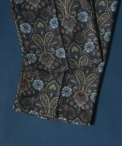 ANPAS（アンパス）の「Georgette Total Pattern Print Crease Wide Thickness Pants/ジョーゼット 総柄プリント センタープリーツ ワイドとろみパンツ  カラーパンツ セットアップ対応（その他パンツ・メンズ・ブラック系その他/グレー系その他/ブラウン系その他/ブルー系その他/ブラック系その他2/ブラウン系その他2/ブラック系その他5/ブラック系その他4/ブラック系その他3/ブラウン系その他3/ブラウン系その他4/ブラック系その他6/ブラック系2/ブラック系/ブラック系1・M/L）」の18枚目の写真