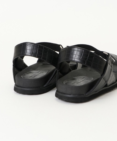 ikka（イッカ）の「ラバーバンドスポサン（サンダル・レディース・ブラック/ホワイト・L/M）」の4枚目の写真