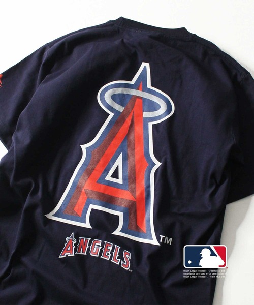 AVIREX(アヴィレックス)の「MLB×AVIREXエンジェルス Tシャツ/ANGELS T-SHIRT(Tシャツ/カットソー・レディース・ライトグレー/ブラック/ネイビー・MEDIUM/LARGE/X-LARGE)」の3枚目の写真