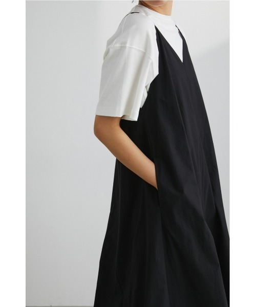 STYLEMIXER(スタイルミキサー)の「ディープカットフレアキャミワンピース(ワンピース・レディース・グリーン/ブラック・SMALL/MEDIUM)」の6枚目の写真