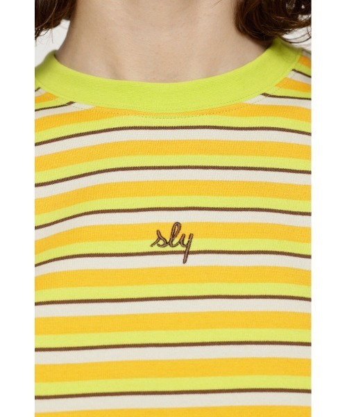 SLY(スライ)の「COMPACT SLY LOGO T/SH コンパクト スライ ロゴ Tシャツ(Tシャツ/カットソー・レディース・レッド/オフホワイト/ブラック系その他2/グリーン系その他2・FREE)」の22枚目の写真