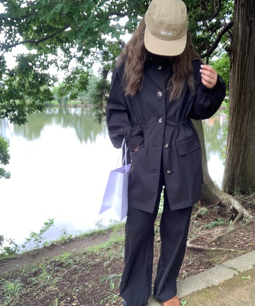 LAUIR（ラウアー）の「スタンドカラーウエストドロストミドルコート（その他アウター・レディース・ブラック/ベージュ/ブラウン・MEDIUM/LARGE）」の12枚目の写真