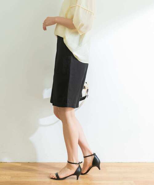 URBAN RESEARCH（アーバンリサーチ）の「ハイウエストハーフパンツ（その他パンツ・レディース・ブラック/オレンジ系その他・38/36）」の4枚目の写真