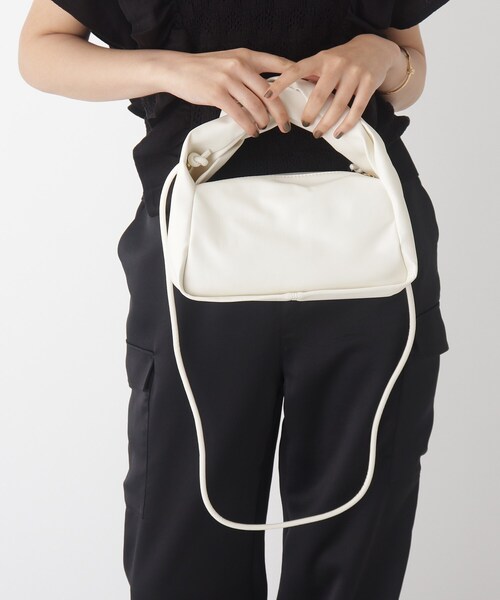 OPAQUE.CLIP（オペークドットクリップ）の「◆ツイストハンドルショルダーバッグ（ショルダーバッグ・レディース・ライトブルー/オフホワイト/イエロー・00）」の17枚目の写真